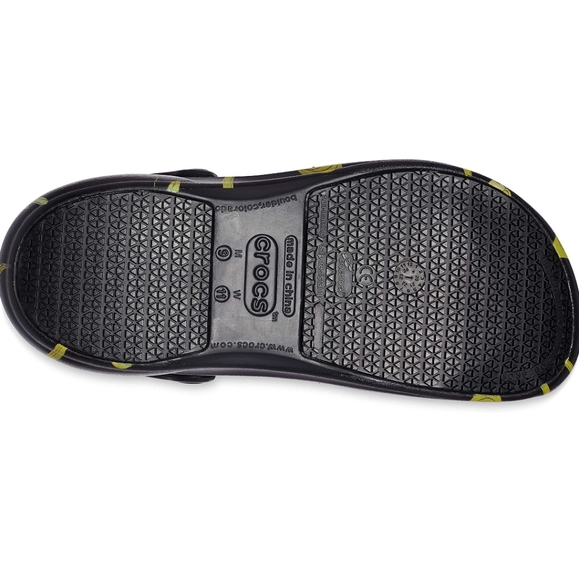 Crocs Unisex Adult Black Banana Printed Clogs - Picture 7 of 8